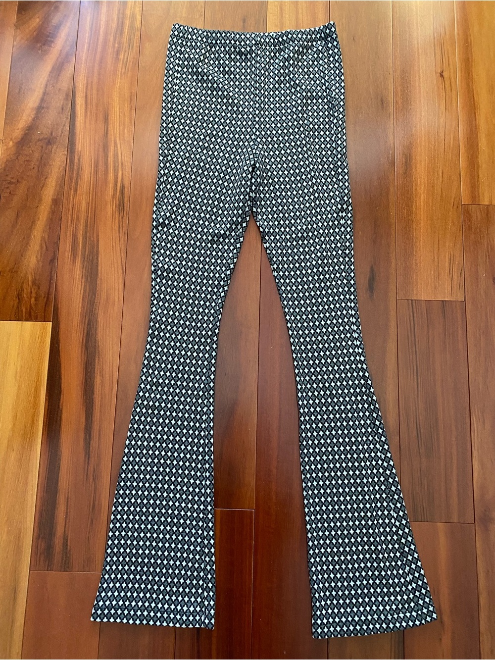 Rinascimento Black and White Diamond Knit Waistband pants